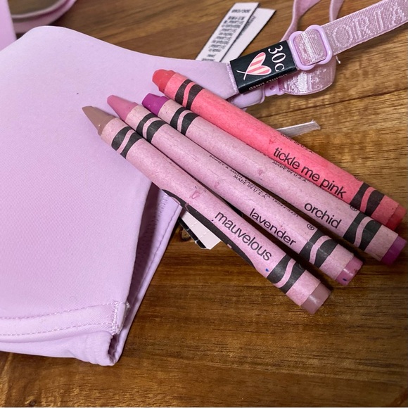 Victoria’s Secret The T-Shirt Lightly Lined Demi Bra | 30C | Orchid Bouquet 07HX - Picture 3 of 13